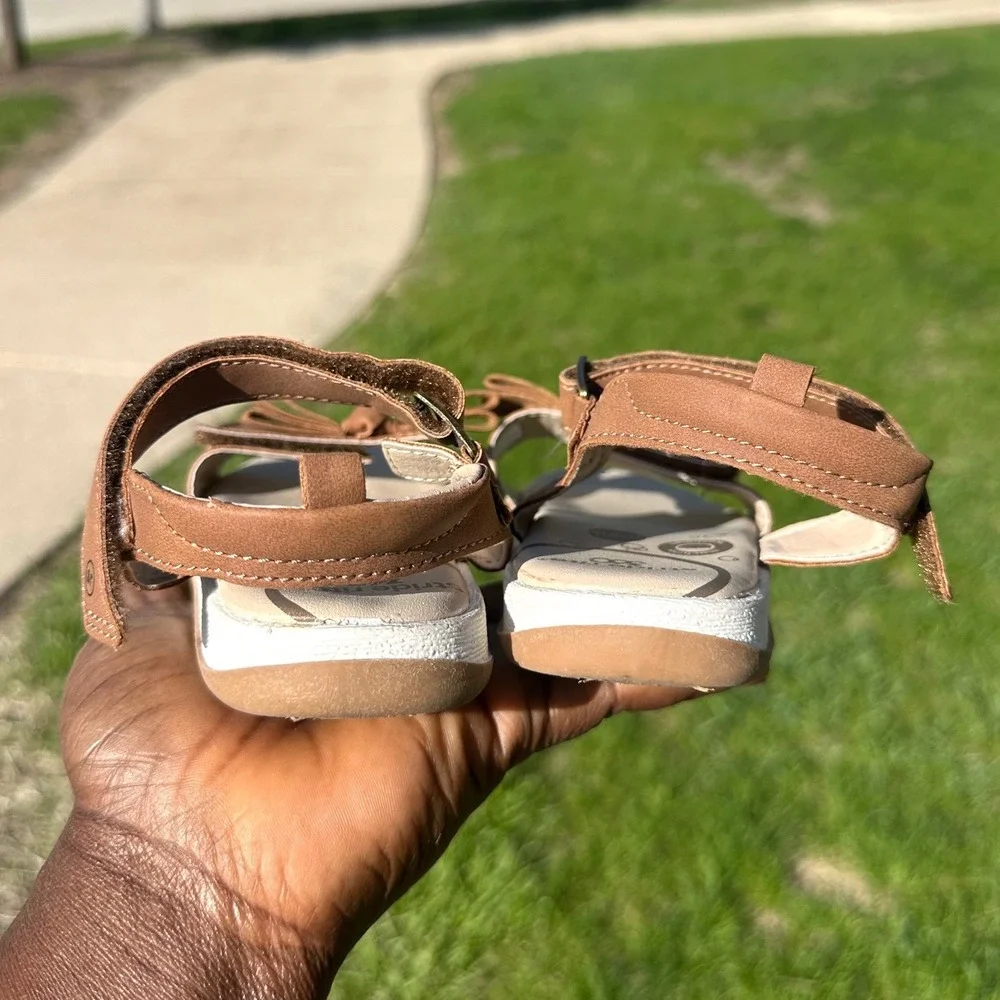 Stride Rite 360 Toddler Girl Delilah Bow Memory Foam Sandals Size 12 Tan